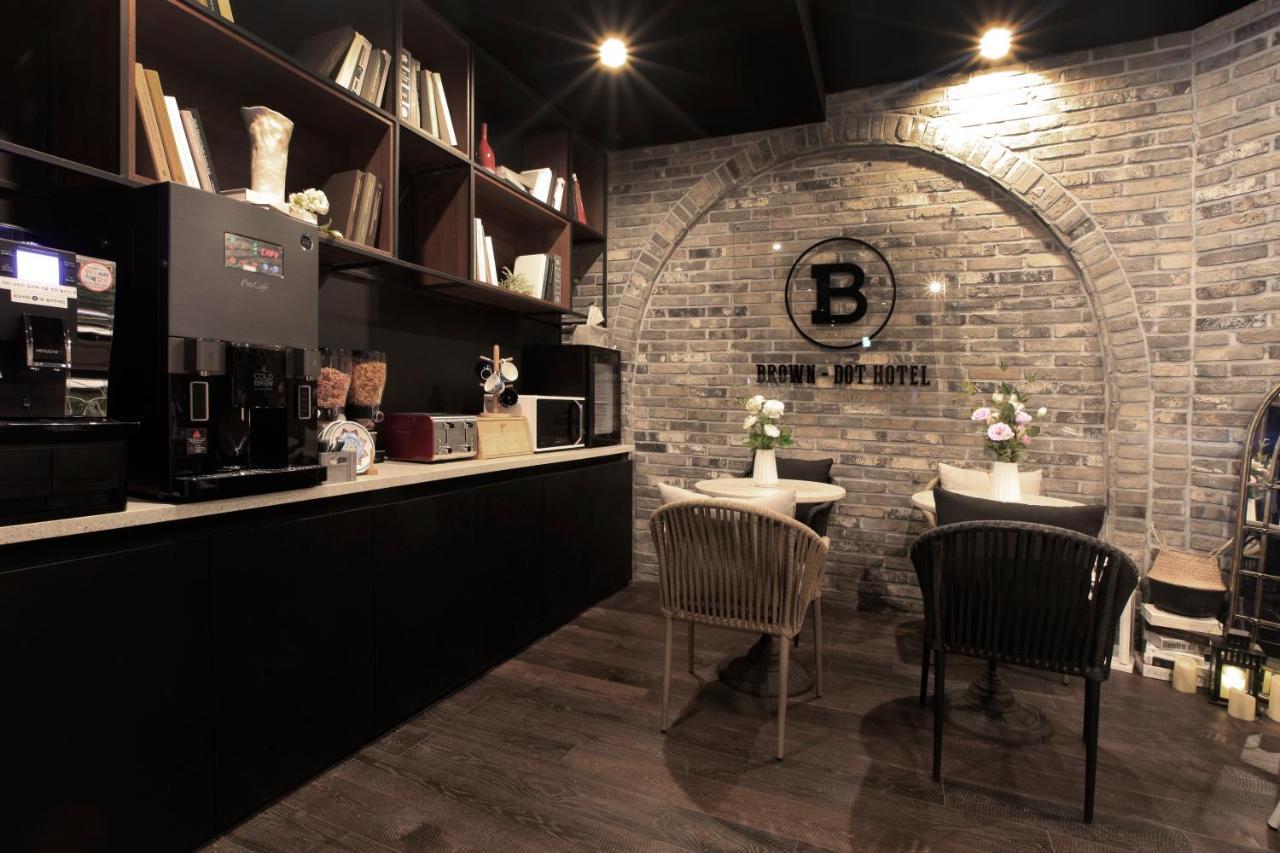 Brown-Dot Hotel Yangjeong Busan Esterno foto