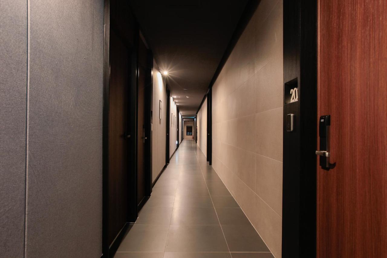 Brown-Dot Hotel Yangjeong Busan Esterno foto