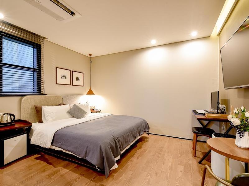 Brown-Dot Hotel Yangjeong Busan Esterno foto